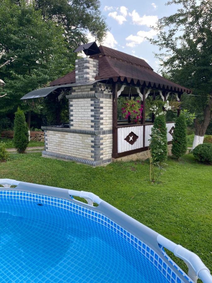Золото Карпат Villa Iaremcea Exterior foto